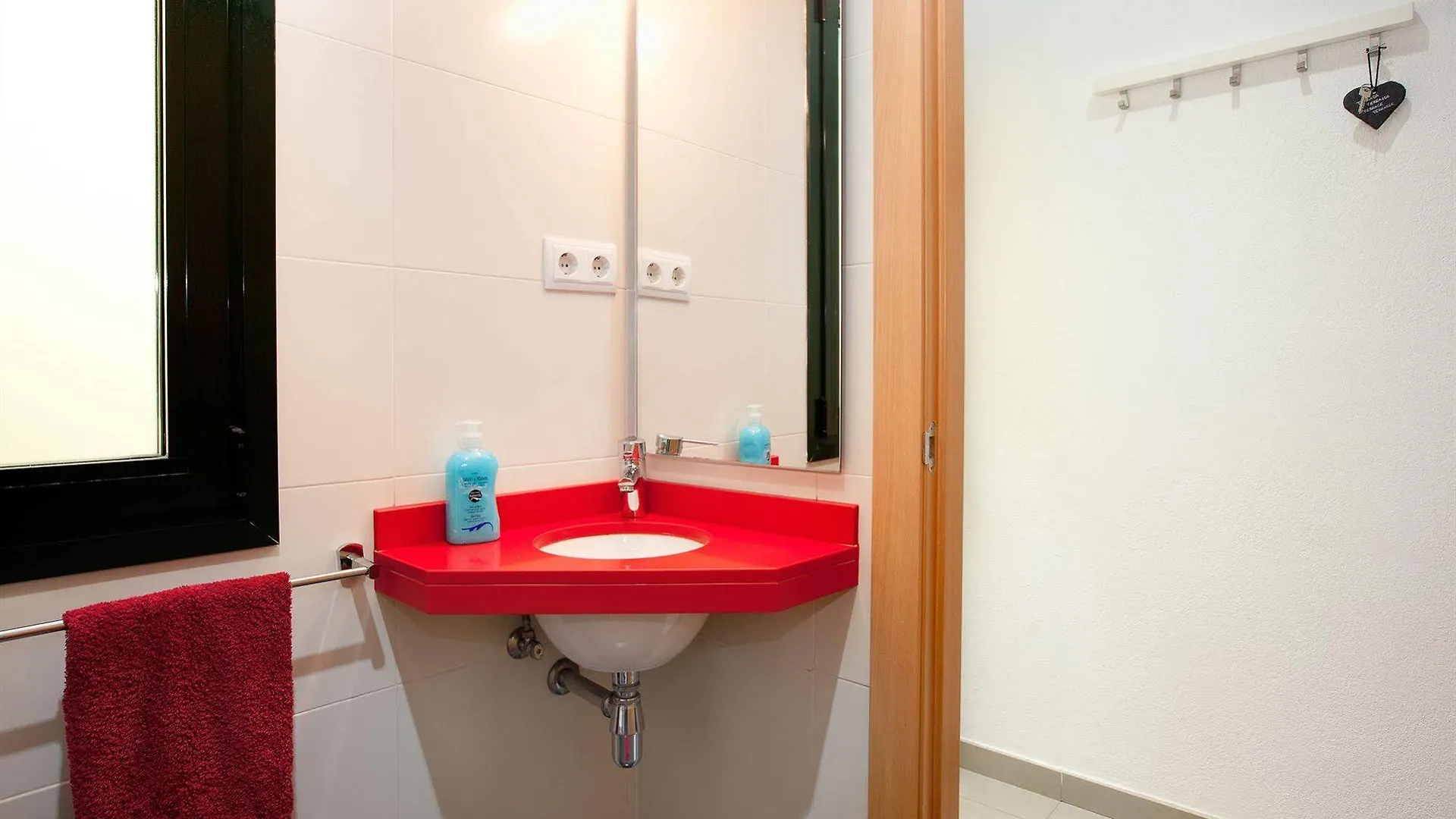Castro Exclusive Residences Gracia Barcellona 3*,