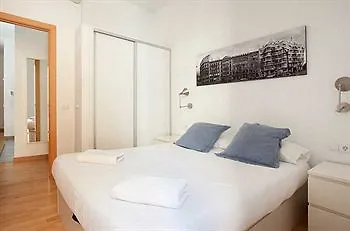 Castro Exclusive Residences Gracia Barcelona 3*,  España