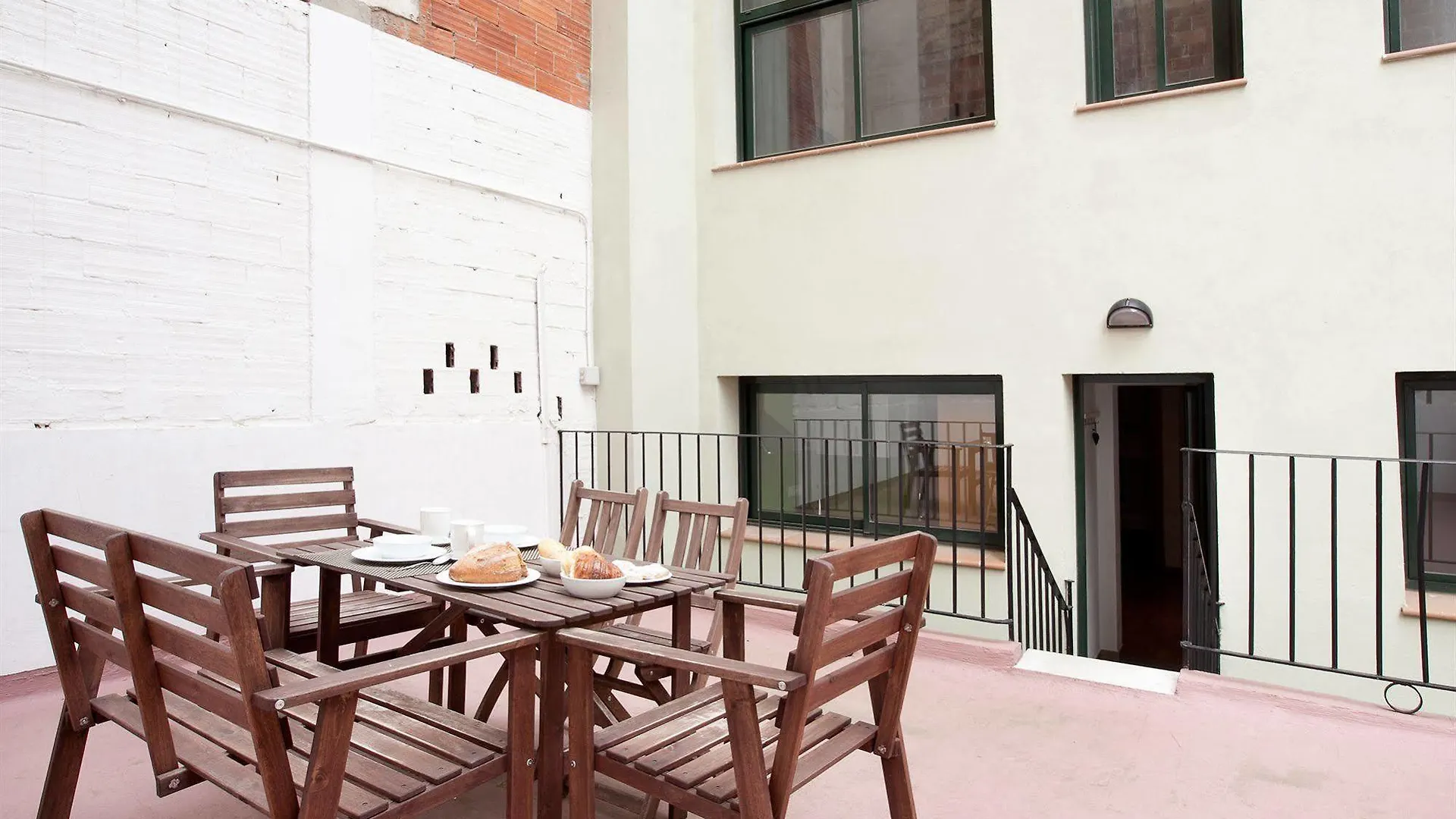 Castro Exclusive Residences Gracia Barcelona 3*,  España